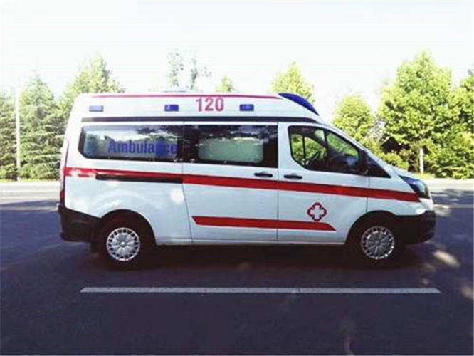 英山救护车出租服务案例6